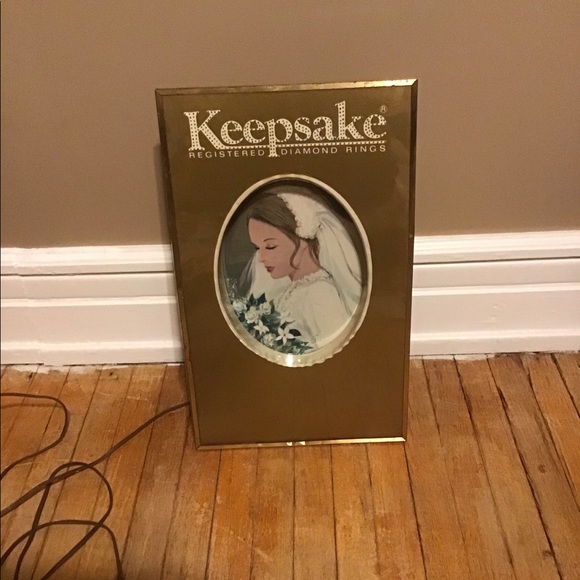 Rare 1940s Keepsake Diamonds Advertising Sign - Picture 3 of 6